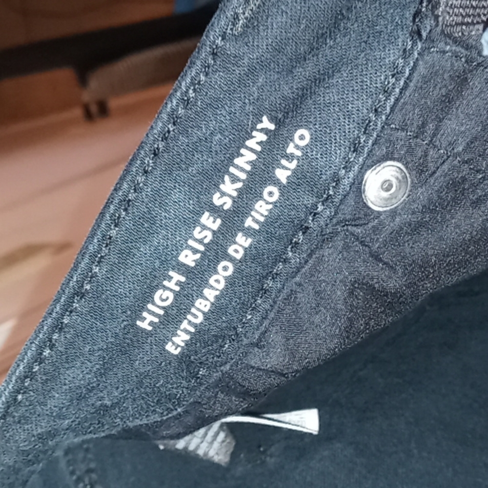 Universal Thread Hi Rise Skinny Jeans - Picture 5 of 8
